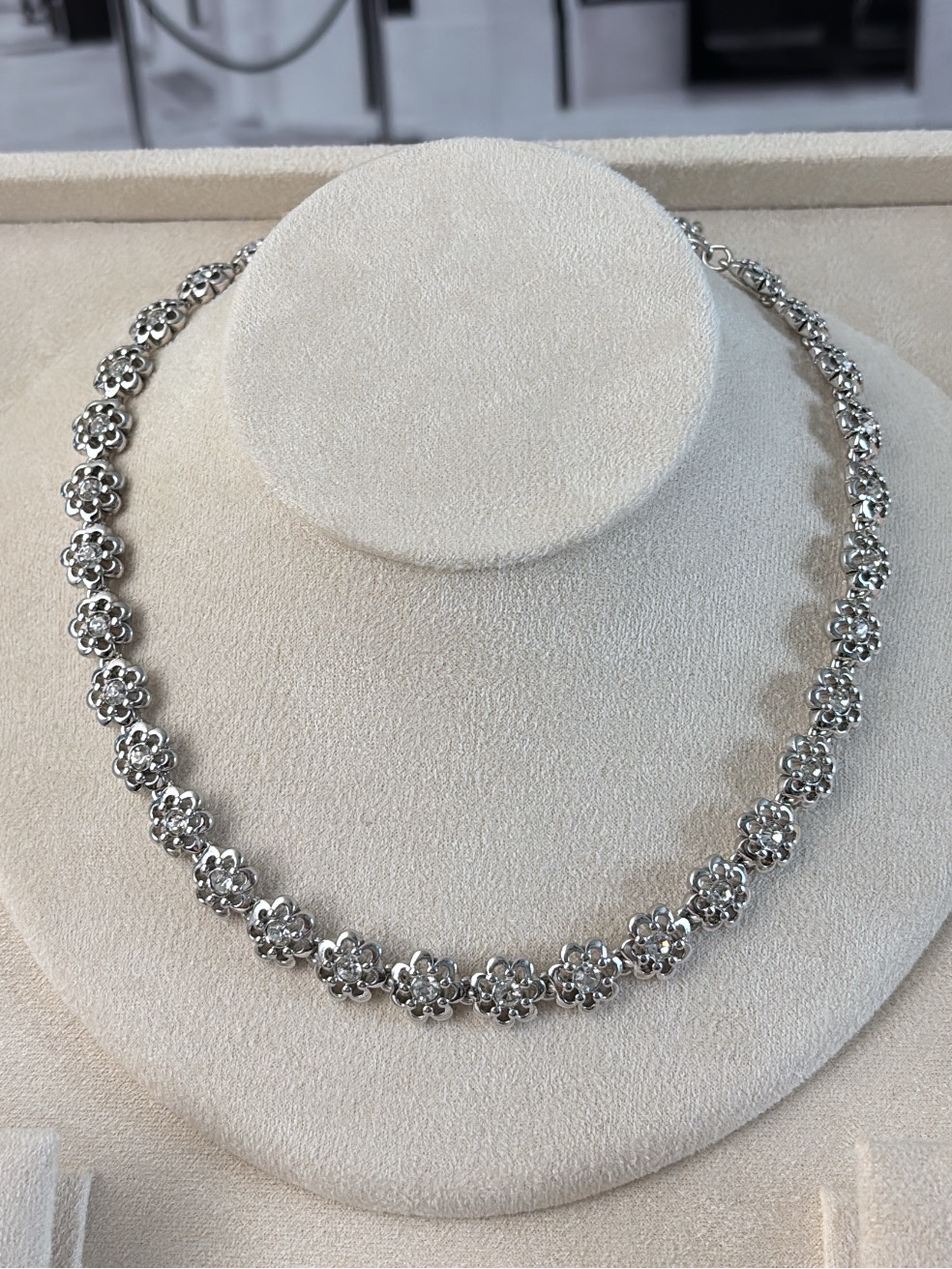 Nina Ricci Silver Floral Link Necklace